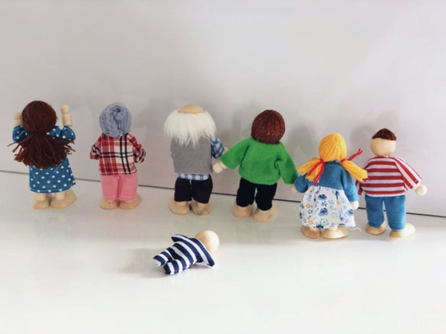 Toy Mini Me Ltd | Morden Doll House Family 7 Dolls